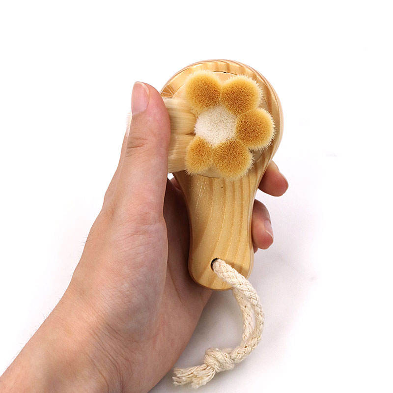 Wood Handle Ultra Soft Manual Face Exfoliator Cleansing Brush